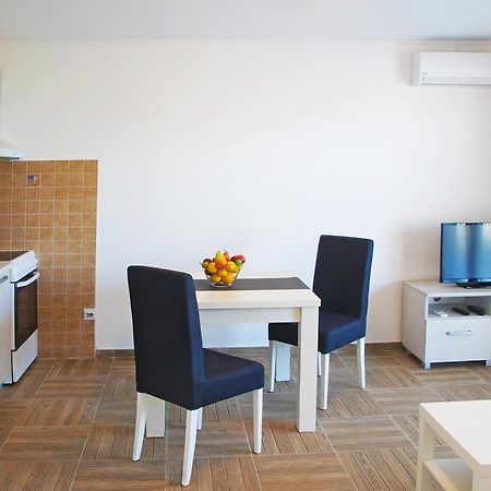 Apartmani Tivat Kaludjerovic Oda fotoğraf
