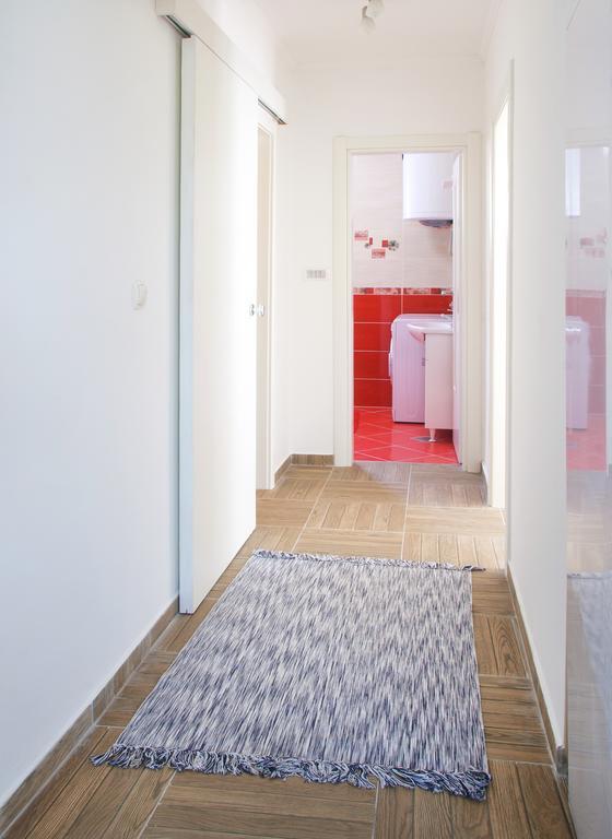 Apartmani Tivat Kaludjerovic Oda fotoğraf